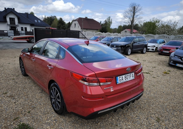 Kia Optima cena 50900 przebieg: 76000, rok produkcji 2019 z Boguchwała małe 137